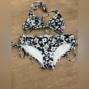 Diane von furstenberg black and white tropical print string bikini size small